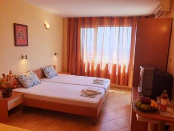 Фотографии Отель Family Hotel Rosi г. Свети-Влас (Болгария) №2 Фото Отель Family Hotel Rosi г. Свети-Влас 2