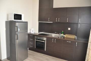 Фото номера Апартаменты с 2 спальнями Апарт-отели Sorrento Sole Mare г. Свети-Влас 2
