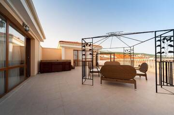 Фото номера Мезонет Апарт-отели MAISONETTES in Royal Bay Residence and SPA г. Свети-Влас 75