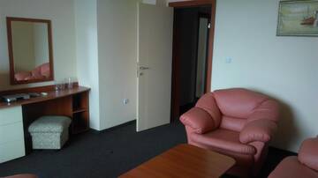 Фото номера Люкс, вид на море Гостевой дом St. George Guest House г. Свети-Влас 7