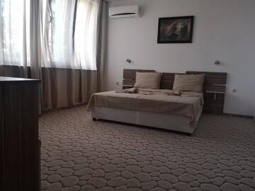 Фото номера Люкс с 1 спальней Гостевой дом Guest House Neptun г. Свети-Влас 6