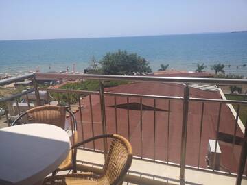 Фото номера Люкс с 1 спальней Гостевой дом Guest House Neptun г. Свети-Влас 4