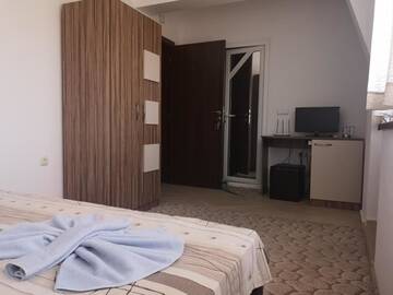 Фото номера Небольшой двухместный номер с 1 кроватью Гостевой дом Guest House Neptun г. Свети-Влас 2