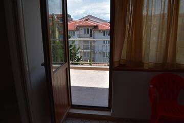 Фото номера Небольшой двухместный номер с 1 кроватью Гостевой дом Guest House Neptun г. Свети-Влас 5