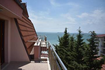 Фото номера Небольшой двухместный номер с 1 кроватью Гостевой дом Guest House Neptun г. Свети-Влас 9