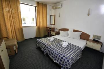 Фото номера Двухместный номер с 1 кроватью или 2 отдельными кроватями Отель Hotel Corona by Asteri Hotels г. Свети-Влас 6
