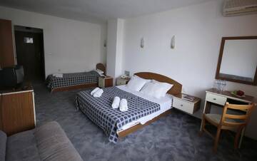 Фото номера Семейный номер Отель Hotel Corona by Asteri Hotels г. Свети-Влас 7