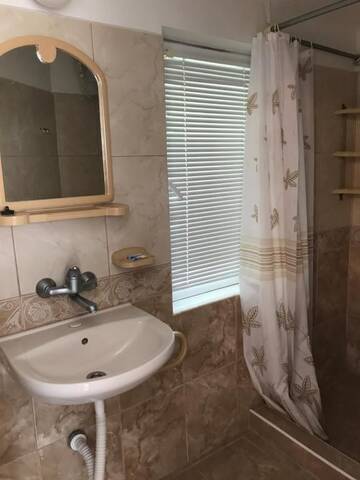 Фото номера Дом с 4 спальнями Дома для отпуска Sea House г. Свети-Влас 48