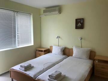 Фото номера Дом с 4 спальнями Дома для отпуска Sea House г. Свети-Влас 22
