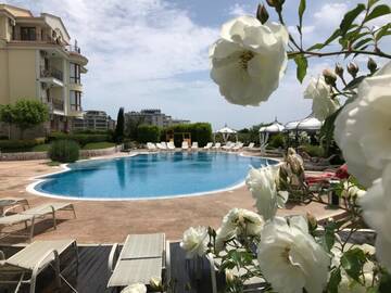 Фотографии Апарт-отели Royal Bay Residence г. Свети-Влас (Болгария) №5 Фото Апарт-отели Royal Bay Residence г. Свети-Влас 5