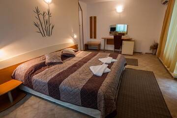 Фото номера Полулюкс с балконом Отель Family Hotel Venera г. Свети-Влас 3