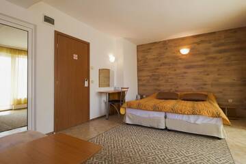 Фото номера Полулюкс с балконом Отель Family Hotel Venera г. Свети-Влас 9