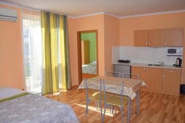 Фото номера Апартаменты с 1 спальней, вид на сад Апарт-отели Sineva Del Sol Apartments г. Свети-Влас 49