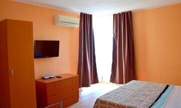 Фото номера Апартаменты с 1 спальней и видом на море Апарт-отели Sineva Del Sol Apartments г. Свети-Влас 24